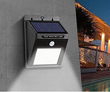 Lámpara Solar JY-60009: Ilumina tu Exterior con Energía Renovable